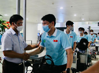 Đoàn học sinh dự thi Olympic Sinh học quốc tế thắng lợi trở về