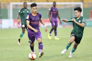Đua trụ hạng V-League 2023: Kịch tính tới vòng hạ màn
