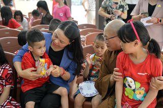 Khơi dậy trách nhiệm, tình cảm tương thân tương ái 