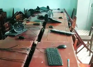 Quảng Nam: Nhóm học sinh đập phá hàng loạt tài sản của một trường học