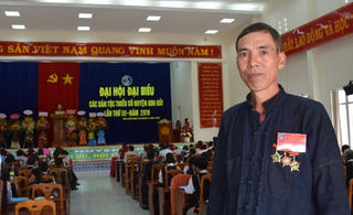 Kon Tum: Biểu dương khen thưởng đối với các điển hình tiên tiến trong cộng đồng người DTTS