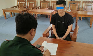 Kiên Giang: Bắt nghi phạm buôn bán ma tuý và tàng trữ súng