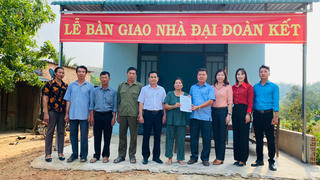 Lâm Đồng: Bàn giao nhà Đại đoàn kết cho hộ nghèo