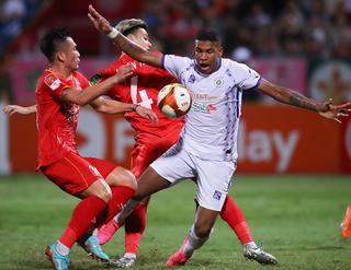 Vòng 3 V.League: Tâm điểm dồn về Hàng Đẫy