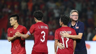 HLV Philippe Troussier: Tự hào về tinh thần, ý đồ và sự quyết tâm của toàn đội