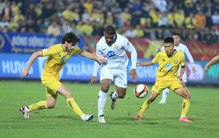 V.League 1-2023/24: Cuộc đua khó lường