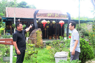 Khi nông dân làm du lịch