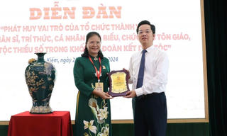 Góp sức dựng xây mái nhà chung Mặt trận