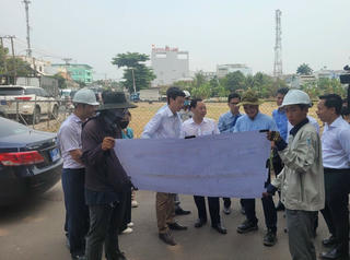 Nan giải dự án “treo”