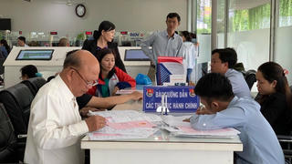 Cải cách thủ tục hành chính ở TP Hồ Chí Minh: Tìm giải pháp chứ không tìm cách giải thích