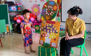 Chuyện cô giáo vùng cao 'học nói' cùng trò
