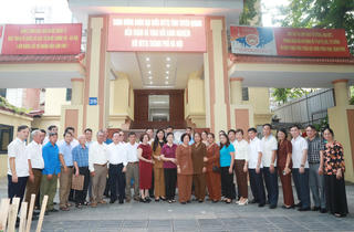 Đoàn đại biểu chức sắc dân tộc, tôn giáo tỉnh Tuyên Quang thăm Thủ đô Hà Nội