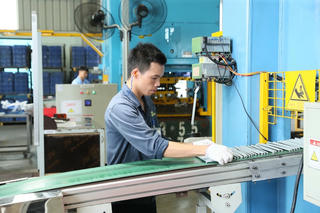 Tăng trưởng kinh tế: Nỗ lực vượt 'cơn gió ngược'