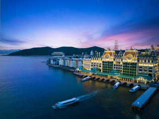 Vinpearl Nha Trang 24 giờ trước 8Wonder: Loạt sao đổ bộ, đông đảo du khách đợi 'quẫy' cùng Charlie Puth