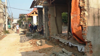Về nơi người dân hiến đất mở đường