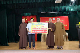 Mặt trận tỉnh Nam Định tiếp nhận ủng hộ đồng bào bị thiên tai