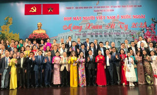 Kiều bào mong muốn được cống hiến cho quê hương