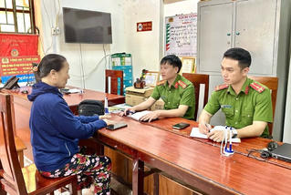Cụ bà ở Hà Tĩnh suýt mất gần 1 tỷ đồng sau khi nhận cuộc gọi lạ