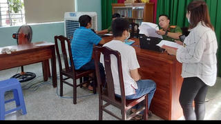 Viên chức, công chức và nghịch lý 'thừa – thiếu'