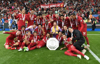 Liverpool xuất sắc giành Siêu cúp Anh lần thứ 16