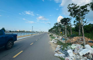 Bãi rác tự phát trên tuyến đường trăm tỷ