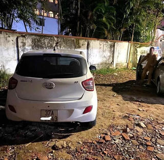 Xử phạt người lái xe trong vụ người phụ nữ rơi xuống đường ở Nghệ An