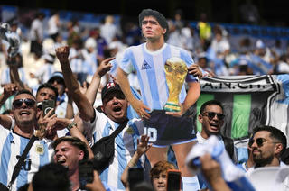 Lần đầu tiên sau 44 năm, World Cup thiếu vắng Maradona