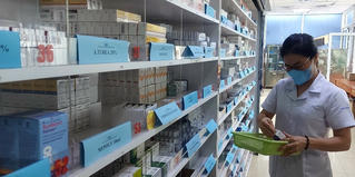 Chủ động, linh hoạt mua sắm thuốc, trang thiết bị y tế