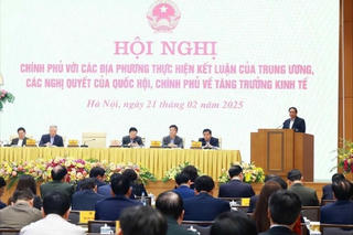 Thủ tướng chủ trì Hội nghị Chính phủ với các địa phương về tăng trưởng kinh tế