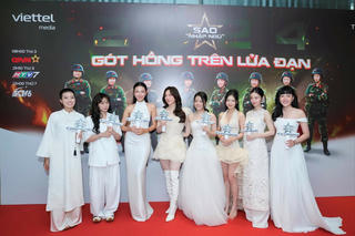 Sao nhập ngũ 2024: 'Gót hồng trên lửa đạn'