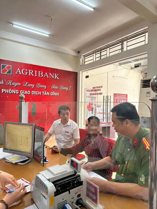 Bắc Giang: Ngăn chặn kịp thời vụ người dân chuyển tiền cho kẻ lừa đảo mạo danh công an