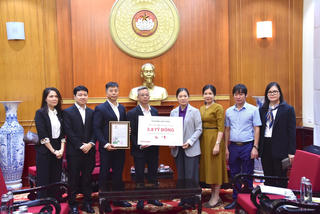 Nghĩa tình đồng bào trong hoạn nạn
