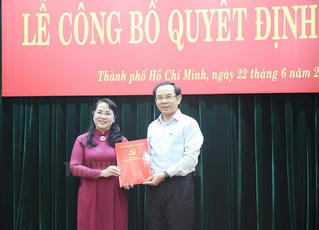Chủ tịch Mặt trận TP HCM được điều động nhiệm vụ mới