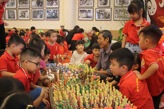 Thưởng thức ‘Bánh Trung Thu và trái cây 3 miền’ tại Hà Nội