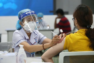 Ngày 4/3: Thêm 12 ca mắc mới Covid-19, còn 3 F0 nặng thở ô xy