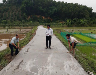 Đẩy mạnh thực hiện dân chủ ở cơ sở