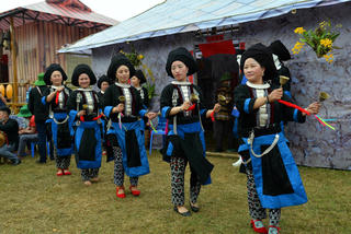 Nét đẹp Dao Khâu
