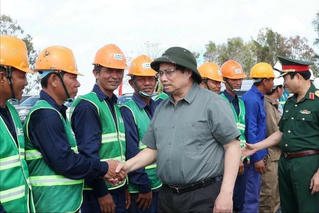 Thủ tướng Phạm Minh Chính kiểm tra tiến độ cao tốc Cần Thơ-Cà Mau
