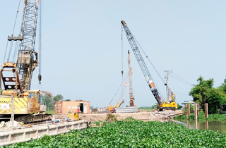 Thiếu cát đắp, cao tốc Châu Đốc-Cần Thơ-Sóc Trăng bị ảnh hưởng đến tiến độ