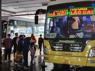 Bát nháo tuyến Hà Nội – Lào Cai: 'Xe vua' Hà Sơn Hải Vân và chiêu trò bán 'cabin đôi tình yêu'