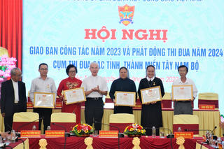 Giao ban cụm thi đua Ủy ban Đoàn kết Công giáo các tỉnh, thành miền Tây Nam bộ