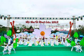 Về miền hoa sở hát tình ca