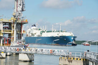 Điện khí LNG góp phần đảm bảo an ninh năng lượng để phát triển kinh tế bền vững ở Việt Nam