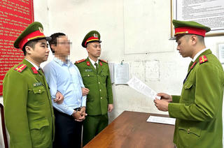 Bắt cựu Tổng Giám đốc Công ty Cổ phần xi măng Hạ Long