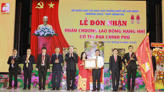 TP Hồ Chí Minh: Nhiều trường học vinh dự nhận Huân chương Lao động dịp đầu năm học mới