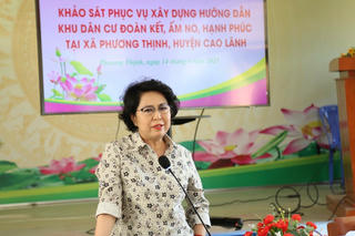 Lắng nghe ý kiến đóng góp việc xây dựng khu dân cư đoàn kết, ấm no, hạnh phúc