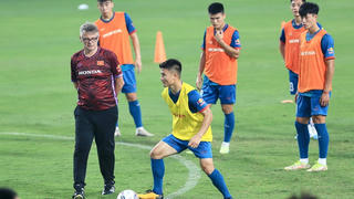 Đẩy nhanh tốc độ tập luyện của ĐT Việt Nam và U23 Việt Nam