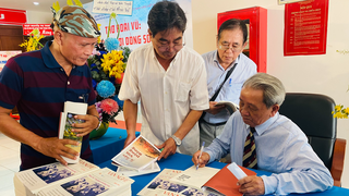 Nhà thơ Hoài Vũ: Lặng lẽ cùng dòng sông