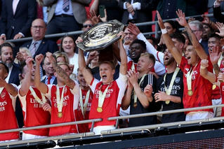 Arsenal giành chức vô địch Siêu Cúp Anh sau loạt sút luân lưu 