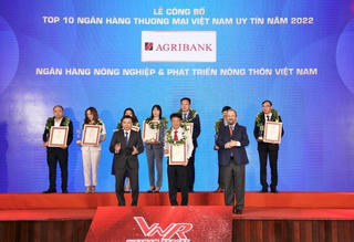 Agribank lọt Top 10 ngân hàng thương mại uy tín của Việt Nam năm 2022